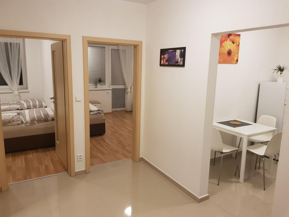 Newly Built Apartment 4 With Balcony Near Center 브르노 외부 사진